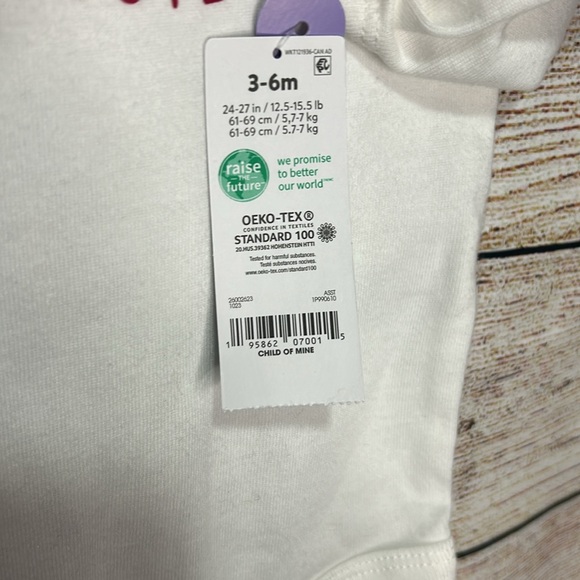 🆕 Carters Festive Baby Onesie with Red Tutu Pants size 3-6 months - Picture 5 of 8